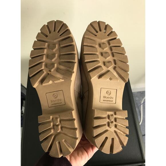 Blondo Booties Womens Size 6M Tan Suede Side Zip Chucky Sole Waterproof - Picture 8 of 8